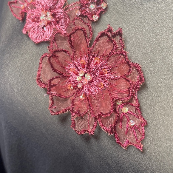 Ice Woman Black Silk Pink Appliqué & Beaded Floral Detail One Size - Picture 2 of 8